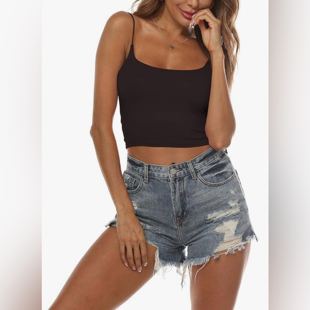 Cropped Black Tank